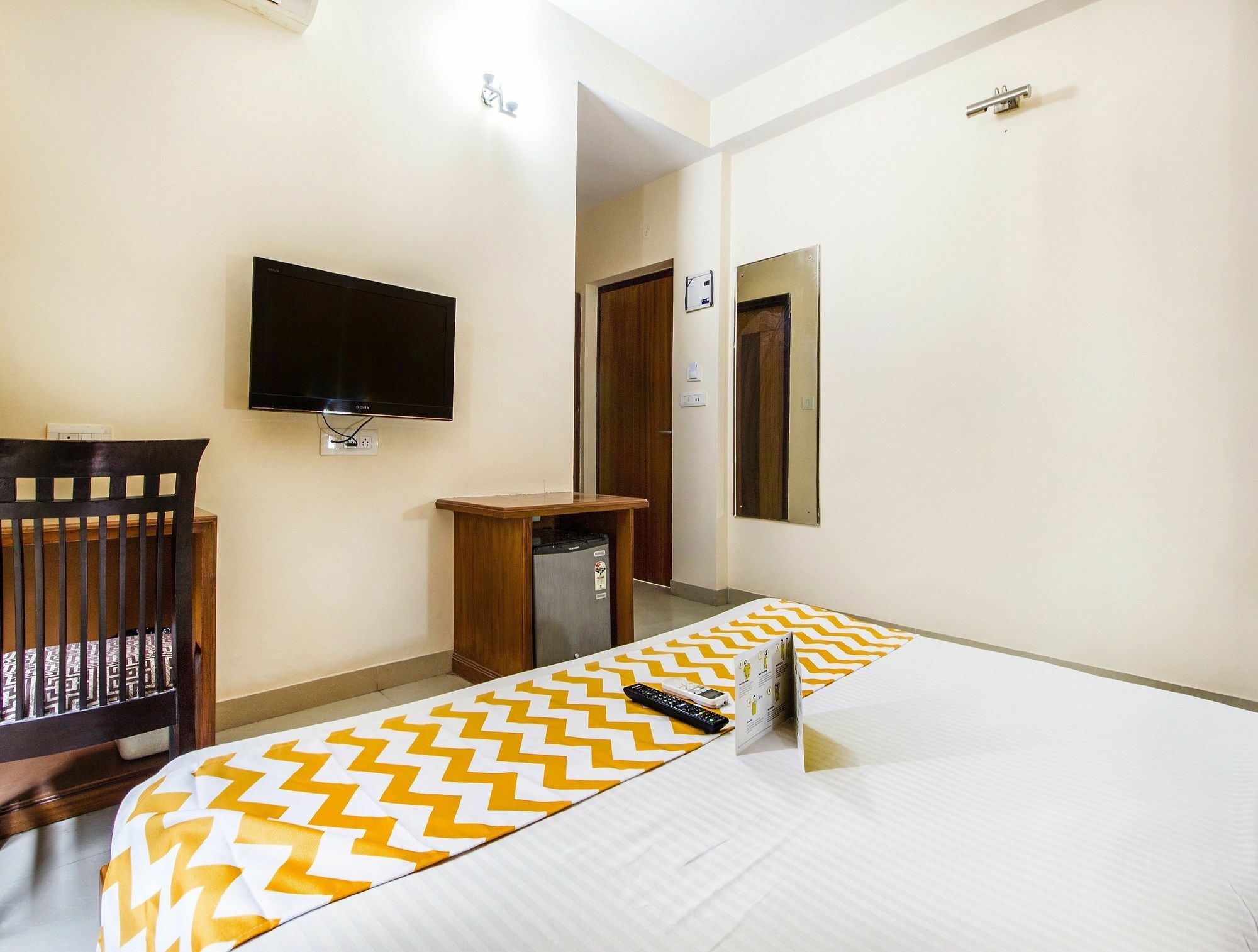 Fabhotel Royal Residency Jaipur Airport Exteriör bild